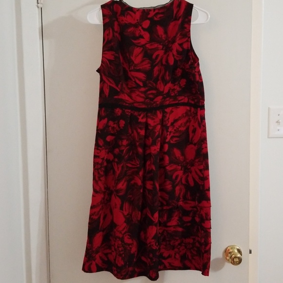 Red and black simply Vera Wang dress - Picture 4 of 5